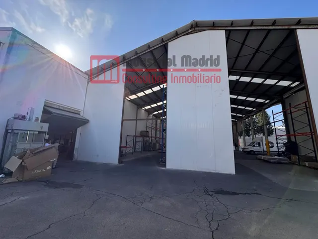 AMPLIA NAVE INDUSTRIAL DE 2.026 m2 EN ALQUILER EN POLÍGONO FINANZAUTO – ARGANDA DEL REY — 17