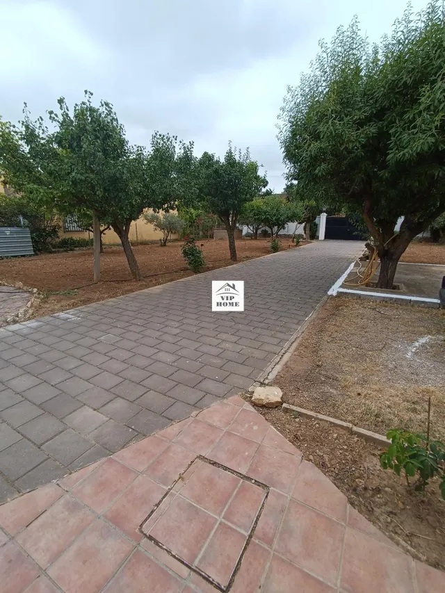 VIP HOME VENDE MAGNÍFICA PARCELA CON TERRENO URBANO — 15