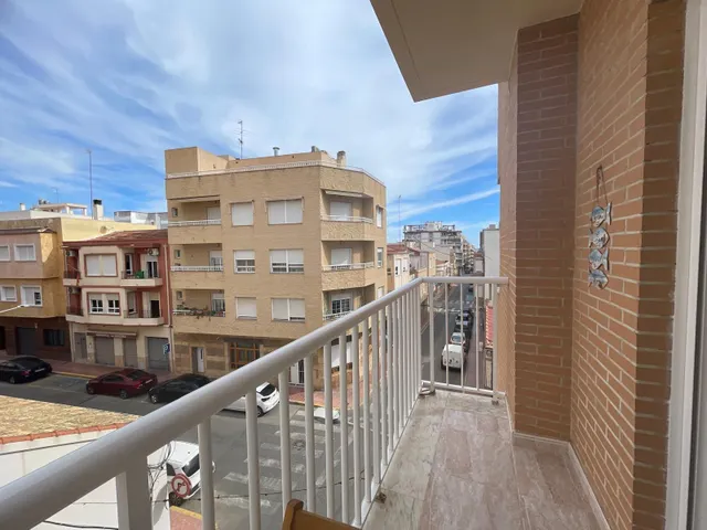 Piso de 2 dormitorios listo para entrar a vivir en Guardamar del Segura — 17