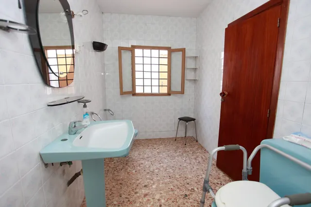 Casa de pueblo 4 habitaciones, planta baja con patio, garaje y gran potencial en La Palma — 36