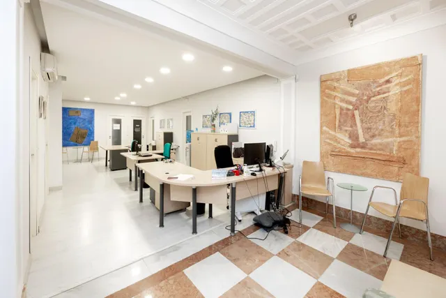 Gran vivienda en Plaza Los Campos - 7 habitaciones — 10