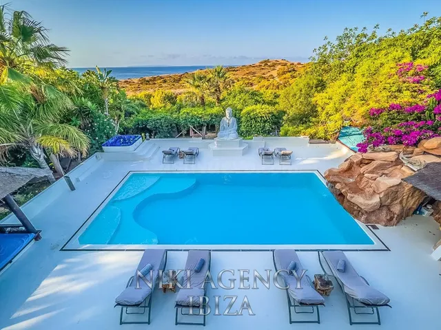 Casa-Chalet en Venta en Santa Eularia Des Riu Baleares — 23