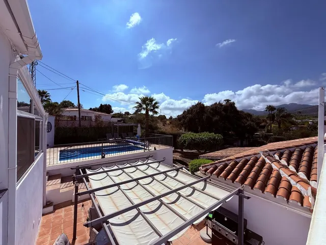Chalet 7 habitaciones 327m² en venta - South of spain — 28