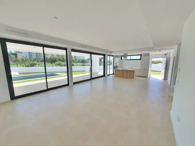 Chalet 4 habitaciones 205m² en venta - Costa del Sol — 13