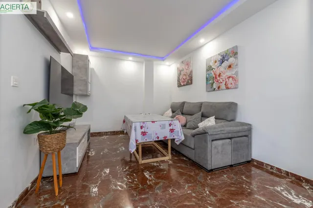 Encantadora Casa Reformada en Ogijares con Vistas y Espacios para Disfrutar — 15
