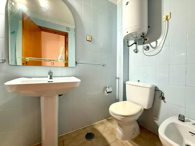 Apartamento con amplia terraza a solo 150 metros de la playa de villananitos – lo pagán — 18