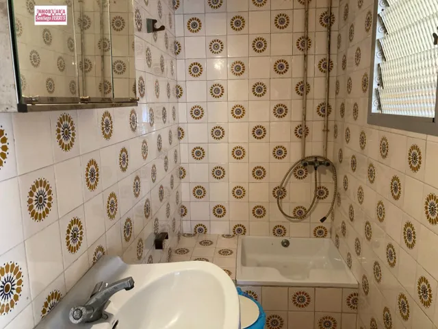 VENTA DE CASA EN BENIFAIO CHAFLAN SALIDA A DOS CALLES — 13