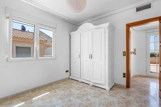 Villa 7 habitaciones 300m² en venta - Torre de la Horadada — 42