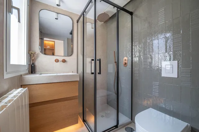 Impresionante Vivienda de Lujo con Diseño Moderno y Comodidades Exclusivas — 50