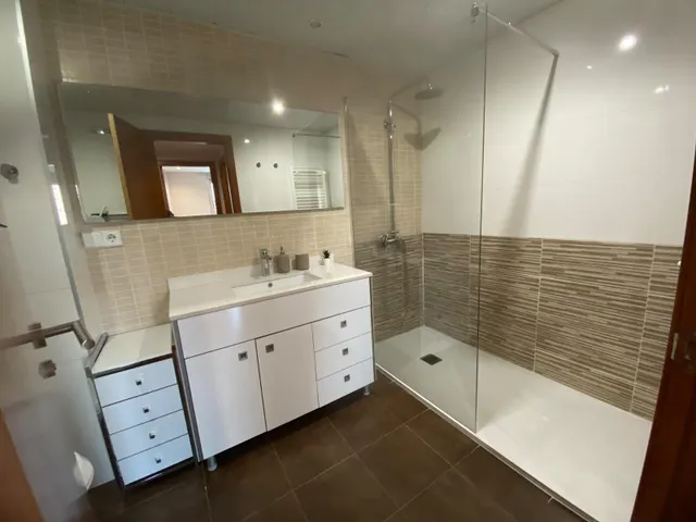 PARTICULAR VENDE | PISO CON GARAJE, TRASTERO Y PISCINA EN CUATRE CARRERES — 14