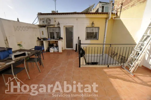 ¡magnífica casa! reformada y luminosa con dos terrazas y garaje — 16