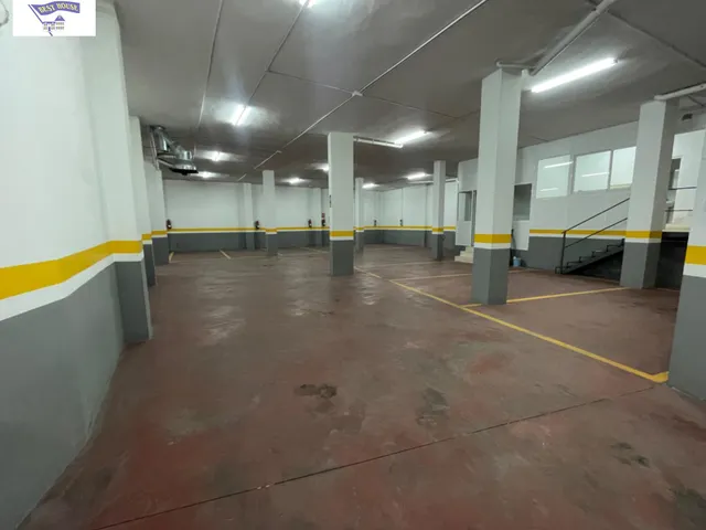 LOCAL CON VADO. 9 PLAZAS DE GARAJE. POSIBILIDAD DE T RASTEROS — 2