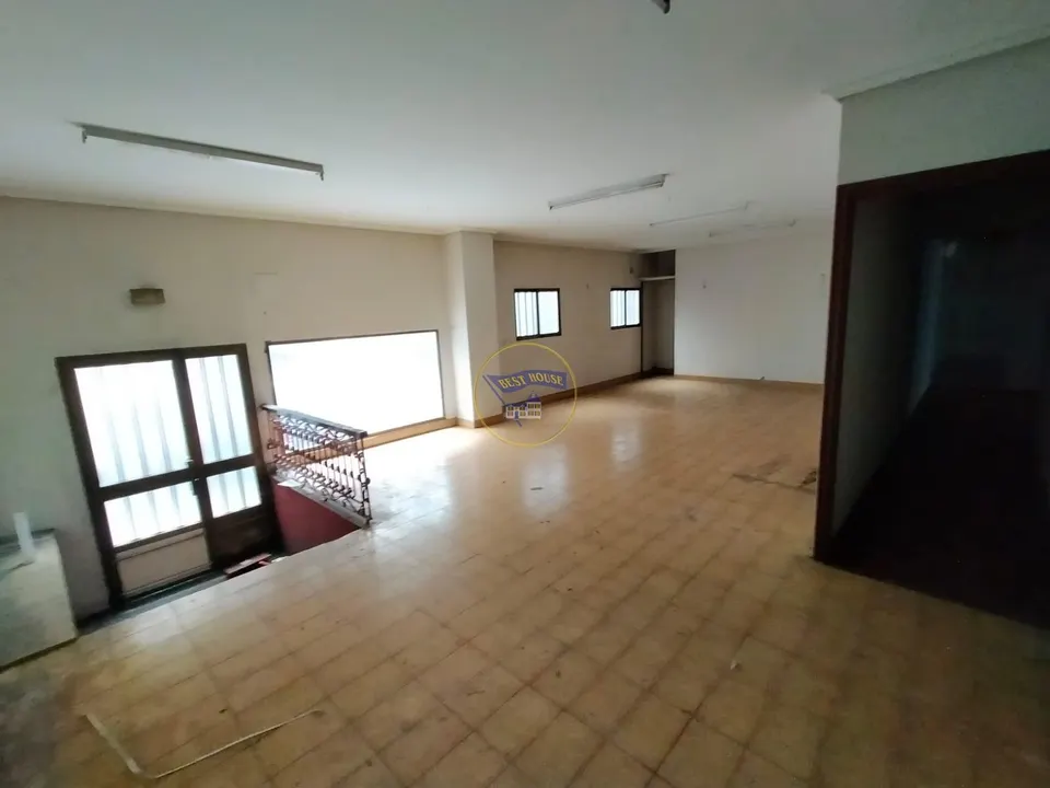 Local comercial en el entorno de Casablanca