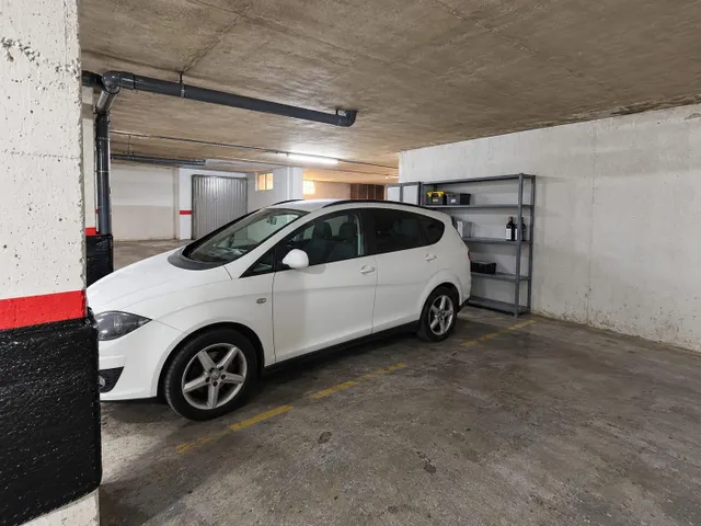 Estupendo piso con plaza de garaje en La Unión — 28