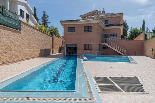 Espectacular Villa Unifamiliar Independiente con Máxima Privacidad y Autonomía en Cortijo del Aire — 3