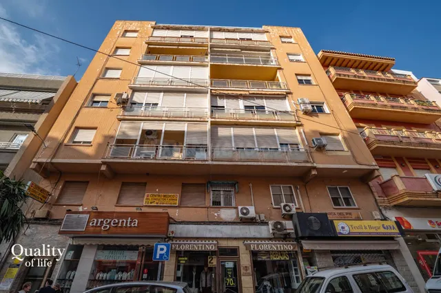Vivienda reformada en pleno centro de Motril - foto 2