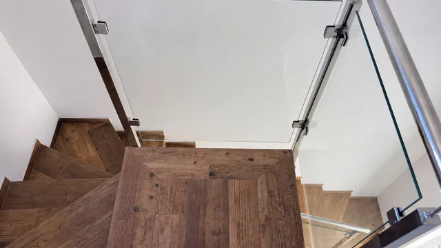 Casa reformada de 5 dormitorios con piscina privada, gran terraza y placas solares en Los Balcones — 32