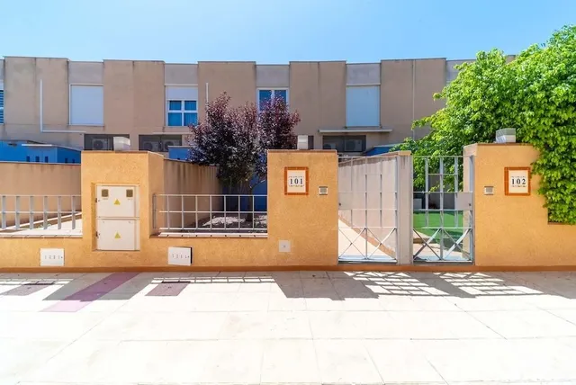 Pareado 3 habitaciones 177m² en venta - Campoamor — 26