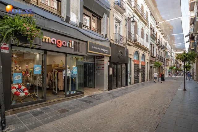 Local comercial 106m² en venta - Centro — 7