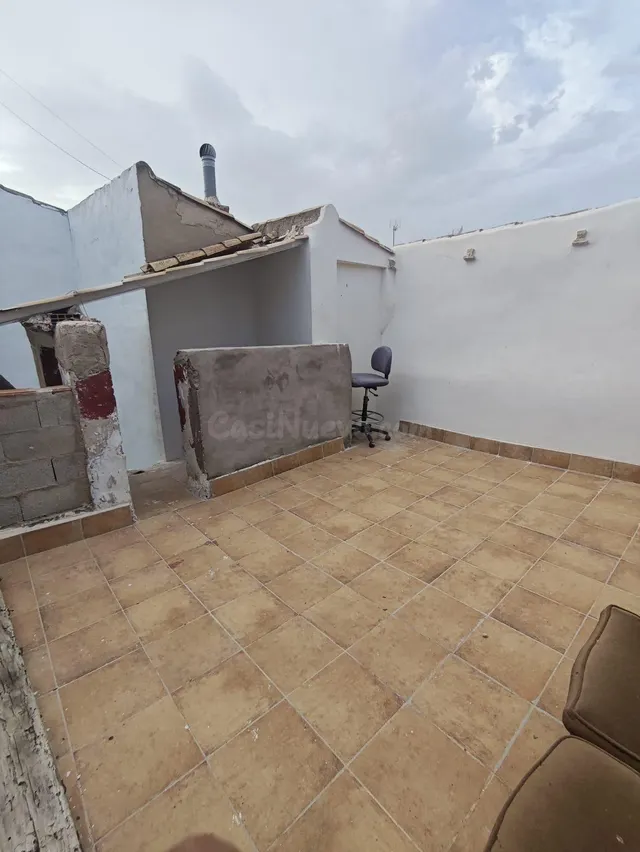 CASA DE PUEBLO 3 PLANTAS CON TERRAZA - foto 3