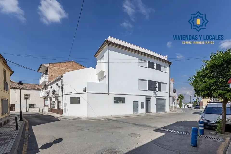 Edificio de nueva construcción en Churriana