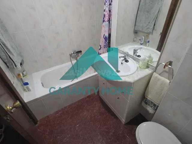 ¡SE ALQUILA PISO PARA ESTUDIANTES EN ZONA PERÚ! - foto 3