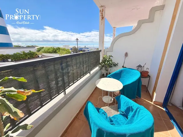 AMPLIO APARTAMENTO CON TERRAZA, PISCINA CLIMATIZADA Y PISTA  - foto 5