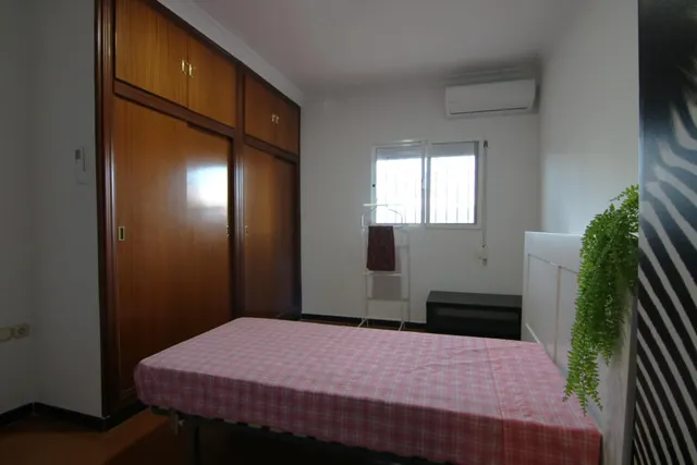 VILLA EN PIEGALLINA CON NAVE Y ALMACENES — 15
