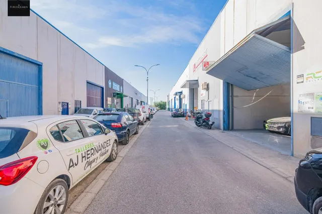 NAVE INDUSTRIAL — 23