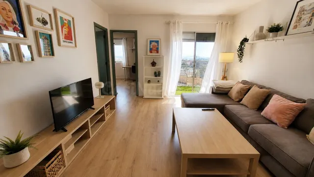 Estupendo piso ALQUILER TEMPORAL; 3 habitaciones IDEAL ESTUD - foto 5