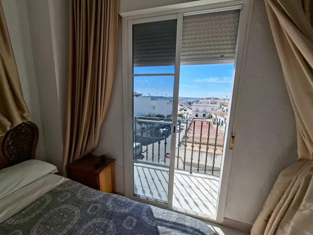 🏠 Piso en Venta en Arcos de la Frontera — 3 Dormitorios | 135.000 € — 12