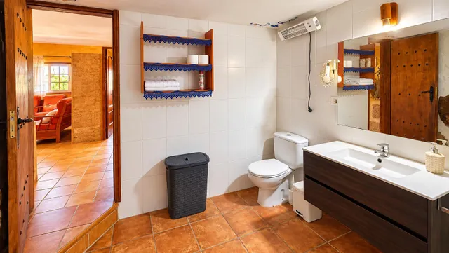 Finca exclusiva en Vilaflor · 2 viviendas, viñedo, bodega y piscina — 22