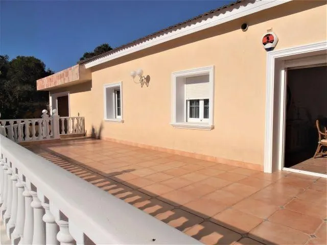ESPECTACULAR CHALET CON 1.445M2 DE PARCELA EN LAS FILIPINAS VILLAMARTIN — 21