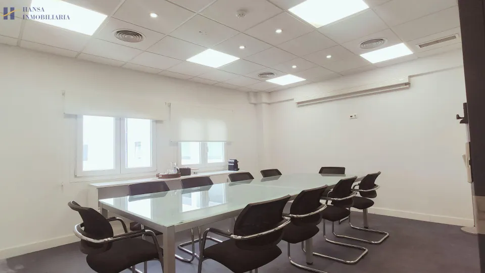 OFICINA EXCLUSIVA EN ALQUILER EN AVENIDA DE MAISONNAVE, ALICANTE
