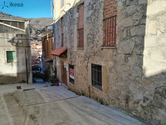 Venta de Hotel 3 Estrellas en Calle Postigo, Nº 13 Baños de  - foto 3