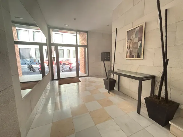 Ciudad Jardín, Chamartin. 3 dormitorios 2 wc garaje y piscina. — 28