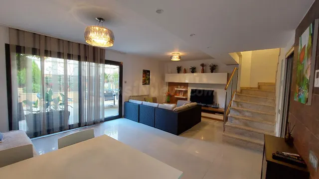 Chalet adosado en Barenys — 3