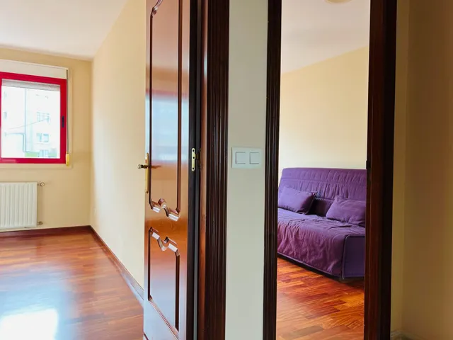 PISO EN CALLE CASTELLANA, EN CAMBRE — 27