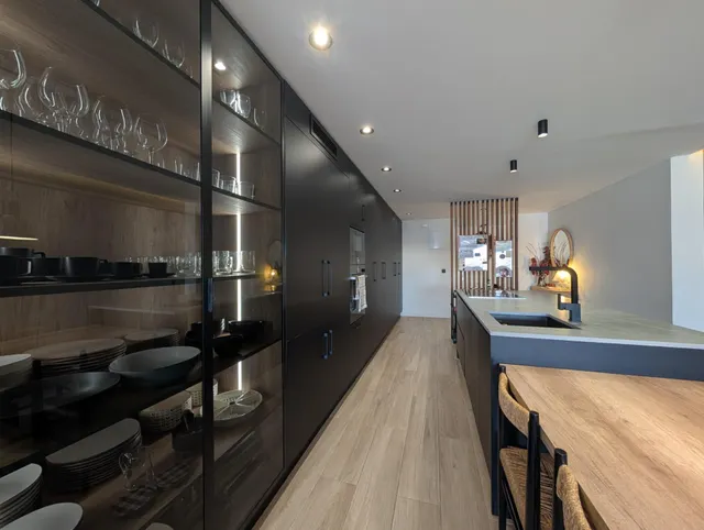 ¡espectacular! alto, moderno y exterior en residencial con garaje y ascensor — 8