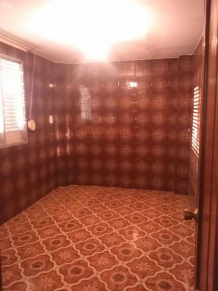 Edificio comunicado con casa  en Requena una oportunidad unica — 9