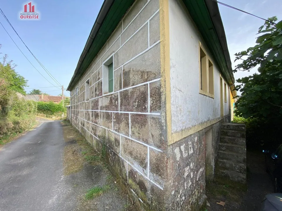 Se vende casa para reformar en la zona de vilamarin