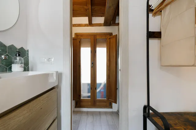 Casa unifamiliar reformada. — 8