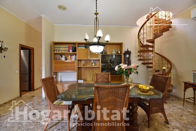 CHALET CON TERRAZA, GARAJE Y BARBACOA EN LA PLAYA DE GANDÍA — 26