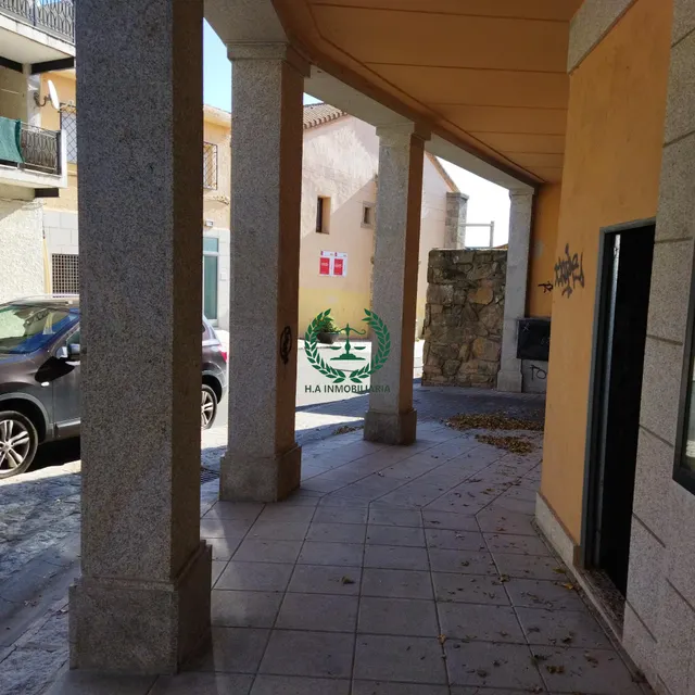 LOCAL EN VENTA EN BUSTARVIEJO   PVP. 33.400€, HAZNOS TU OFERTA !! — 24