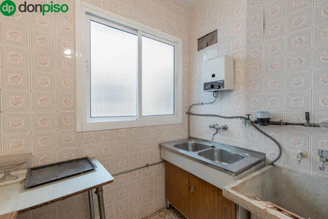 Piso con terraza y gran potencial junto a Camino de Ronda — 19