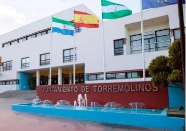 ✨ ¡TU NUEVO HOGAR O INVERSIÓN SOÑADA EN EL CORAZÓN DE TORREMOLINOS! ☀️️ — 24