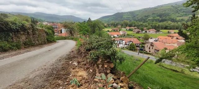 FINCA URBANA EN ZONA TRANQUILA Y ENTORNO PRIVILEGIADO.- — 9