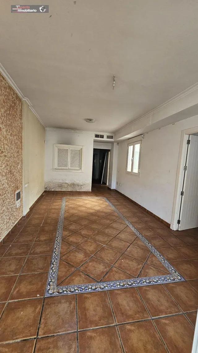 Amplio Piso en Mojácar con Potencial para Reformar - €199,000 — 13