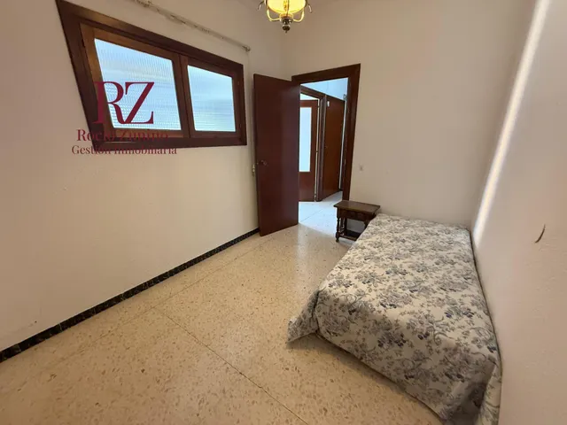 Piso de 5 dormitorios en el corazón de Cartaya — 12
