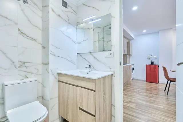 Reformada vivienda de 1 habitación con piscina — 29